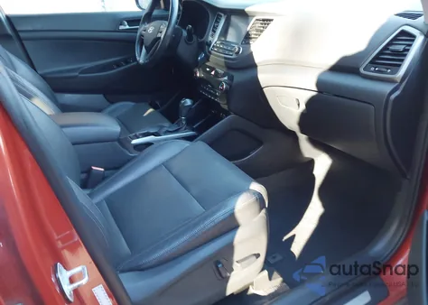 2017 Hyundai Tucson Limited из США, поврежденный, VIN KM8J3CA27HU377373